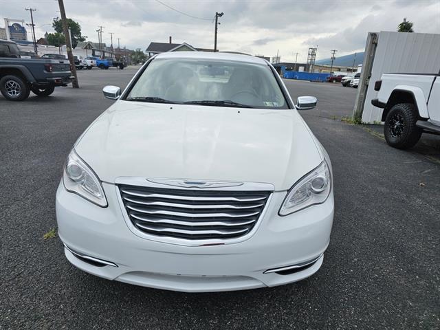 2011 Chrysler 200 Limited