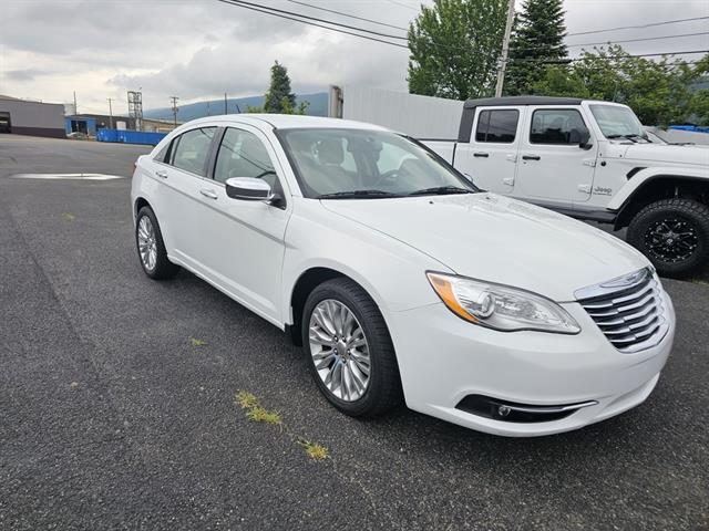 2011 Chrysler 200 Limited
