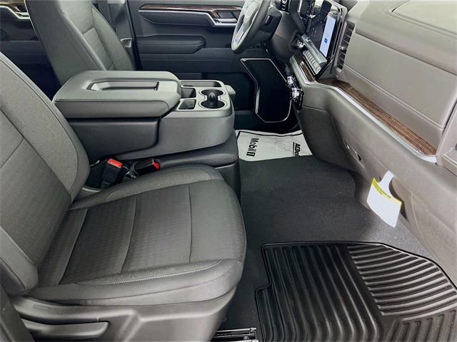 2025 GMC Sierra 1500 4WD Crew Cab Short Box Elevation with 3SB