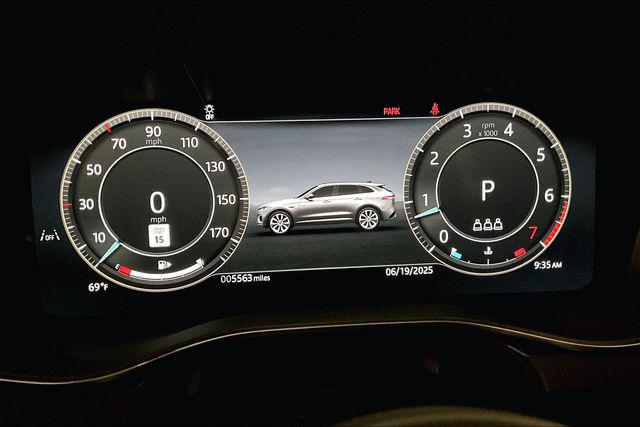 2025 Jaguar F-PACE P250 R-Dynamic S