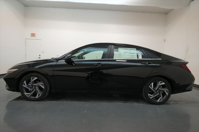2025 Hyundai Elantra Hybrid Limited