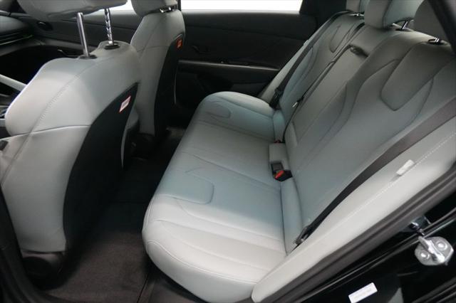 2025 Hyundai Elantra Hybrid Limited