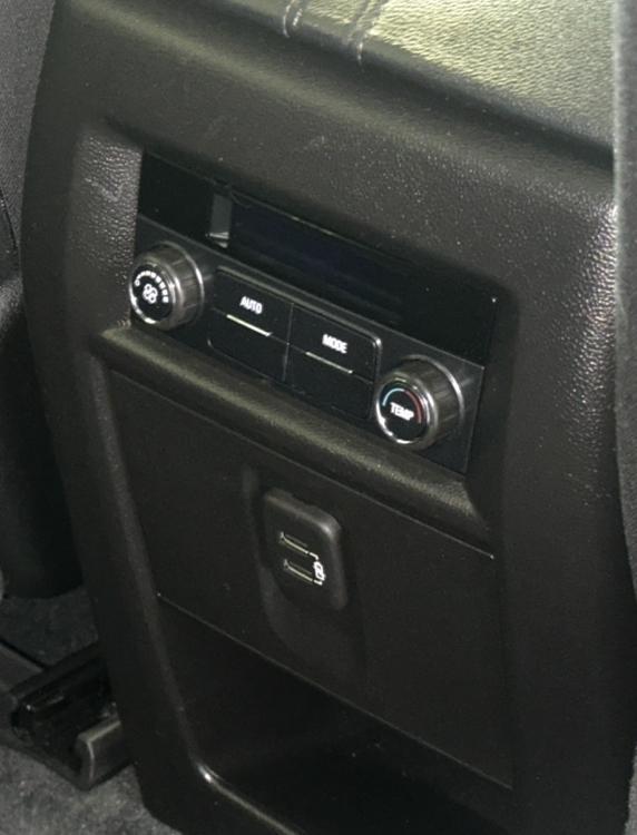2022 Chevrolet Traverse AWD LT Cloth