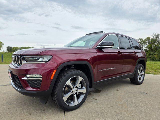 2025 Jeep Grand Cherokee GRAND CHEROKEE LIMITED 4X4