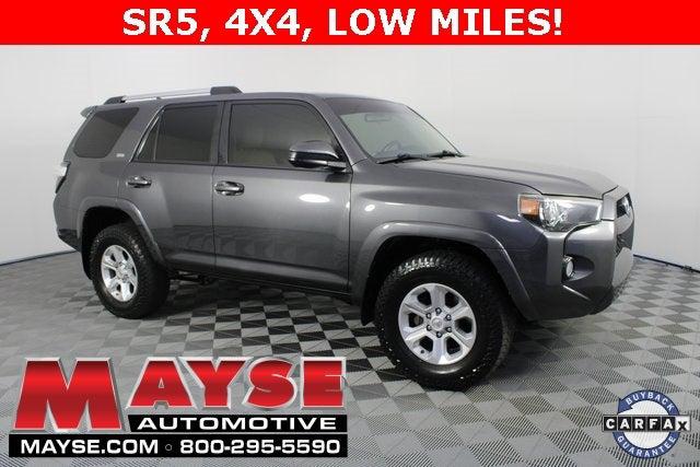 2019 Toyota 4Runner SR5 2019 Toyota 4Runner SR5