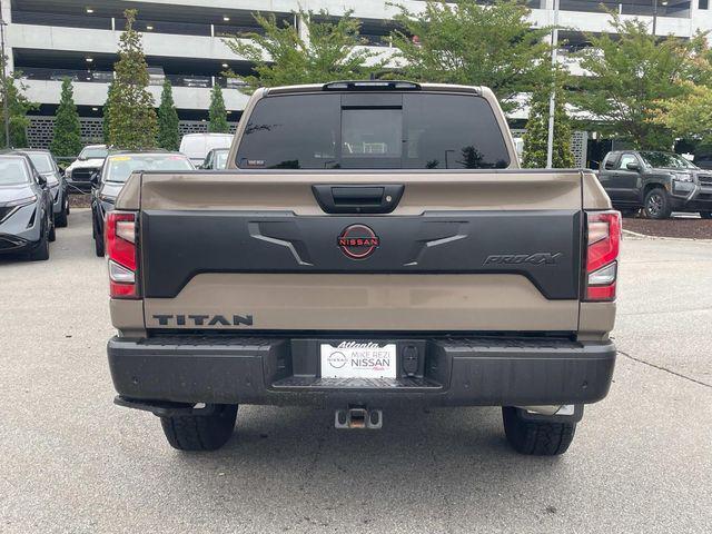 2024 Nissan TITAN Crew Cab PRO-4X 4x4