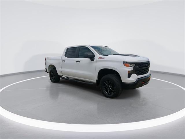 2024 Chevrolet Silverado 1500 4WD Crew Cab Short Bed Custom Trail Boss