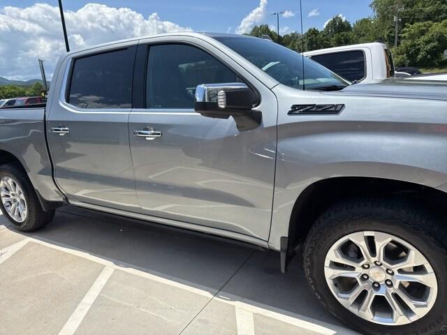 2024 Chevrolet Silverado 1500 4WD Crew Cab Short Bed LTZ