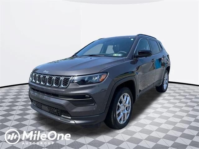 2024 Jeep Compass Latitude Lux FWD