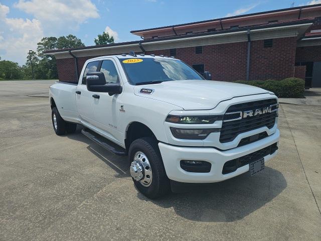 2025 RAM 3500 Big Horn Crew Cab 4x4 8 Box
