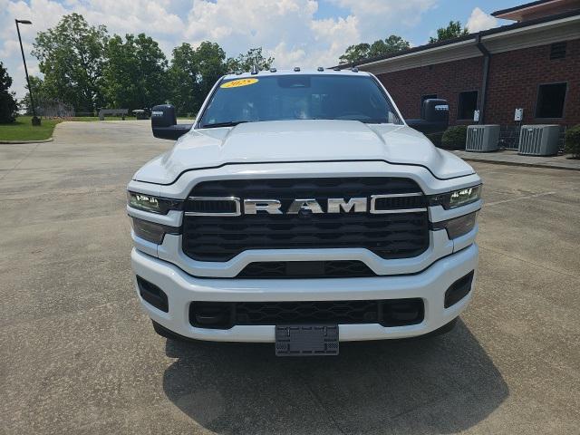 2025 RAM 3500 Big Horn Crew Cab 4x4 8 Box