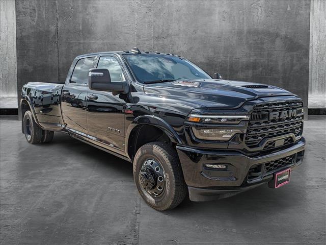 2025 RAM Ram 3500 RAM 3500 LIMITED CREW CAB 4X4 8 BOX