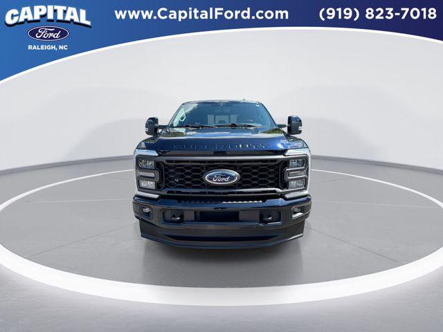 2023 Ford F-350 LARIAT