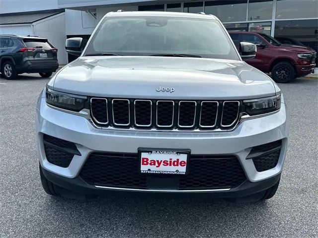 2024 Jeep Grand Cherokee Laredo 4x4