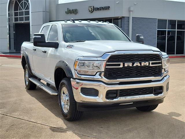 2023 RAM 2500 Tradesman Crew Cab 4x4 64 Box