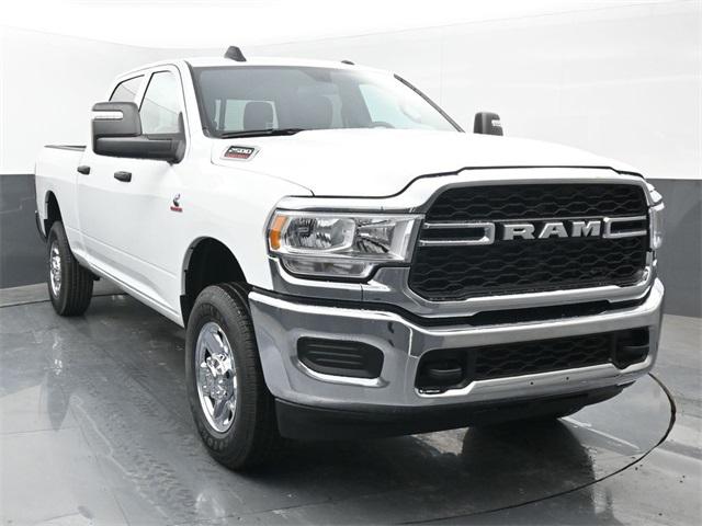 2024 RAM 2500 Tradesman Crew Cab 4x4 64 Box