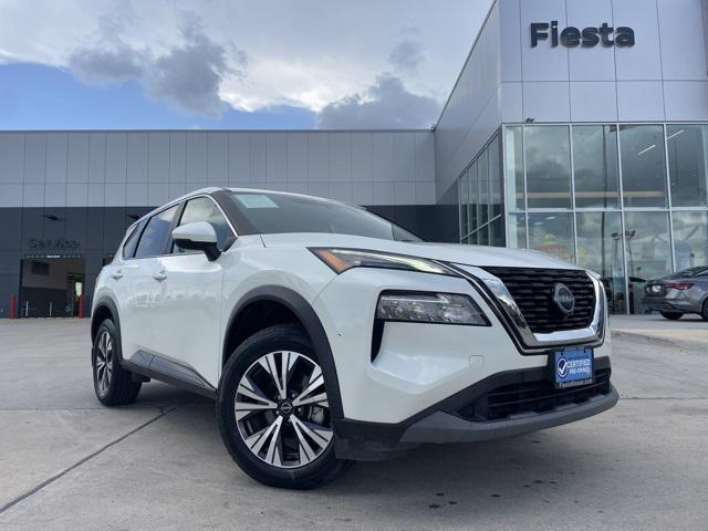 2022 Nissan Rogue SV FWD