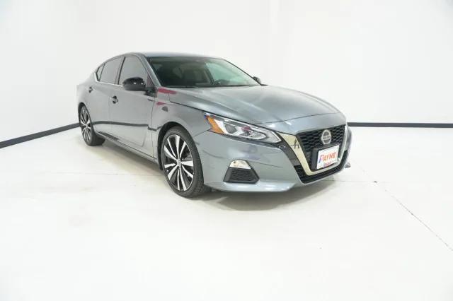 2022 Nissan Altima SR FWD
