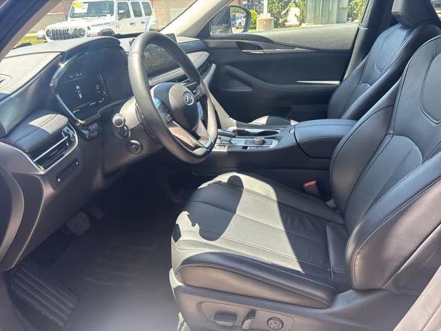2025 INFINITI QX60 LUXE AWD
