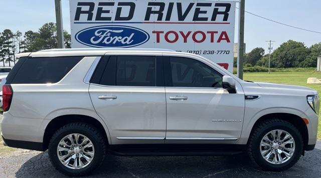 2024 GMC Yukon 4WD Denali