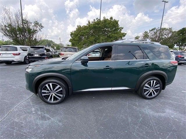 2023 Nissan Pathfinder Platinum 4WD