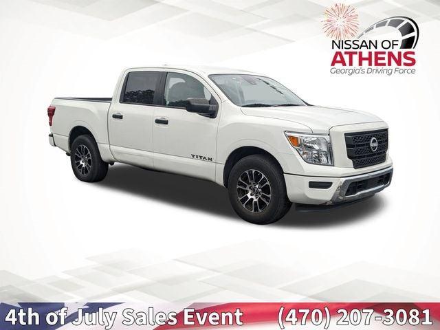 2023 Nissan TITAN Crew Cab SV 4x2