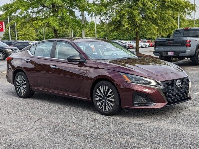 2025 Nissan Altima SV FWD