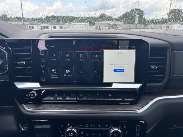 2025 GMC Sierra 2500HD 4WD Crew Cab Standard Bed SLT