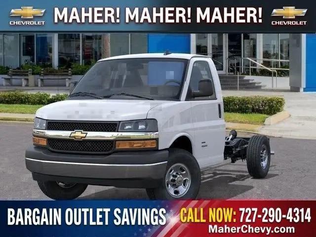 2025 Chevrolet Express Cutaway Work Van