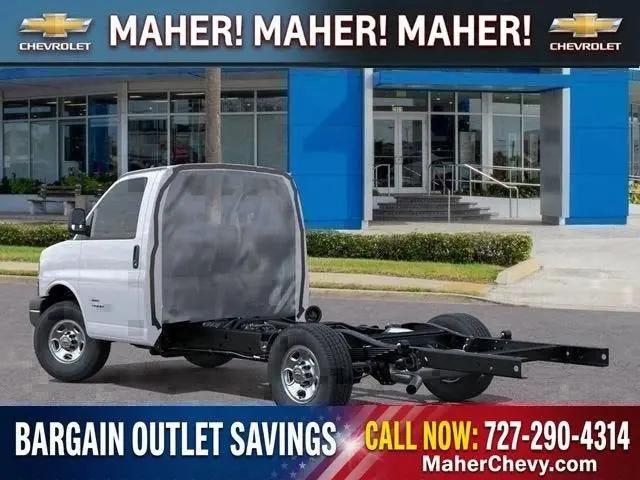 2025 Chevrolet Express Cutaway Work Van
