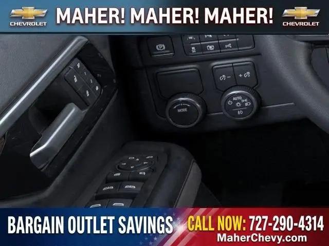 2025 Chevrolet Suburban 2WD Premier