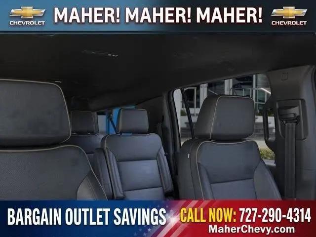 2025 Chevrolet Suburban 2WD Premier