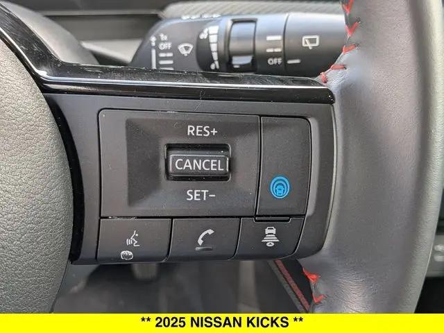 2025 Nissan Kicks SR Intelligent AWD