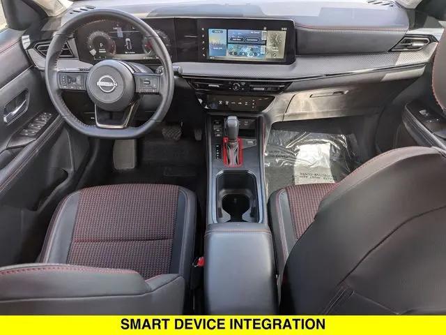 2025 Nissan Kicks SR Intelligent AWD