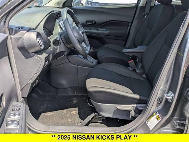 2025 Nissan Kicks S