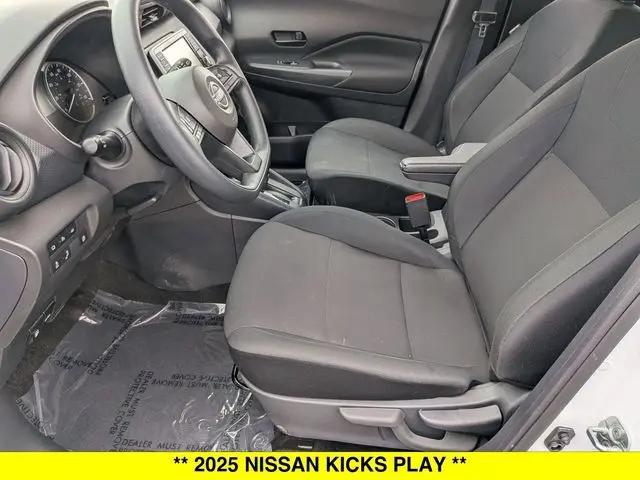 2025 Nissan Kicks S