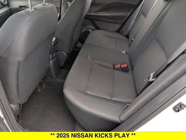 2025 Nissan Kicks S