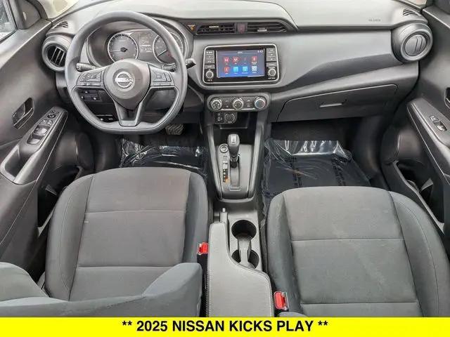 2025 Nissan Kicks S