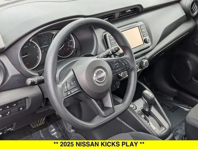 2025 Nissan Kicks S