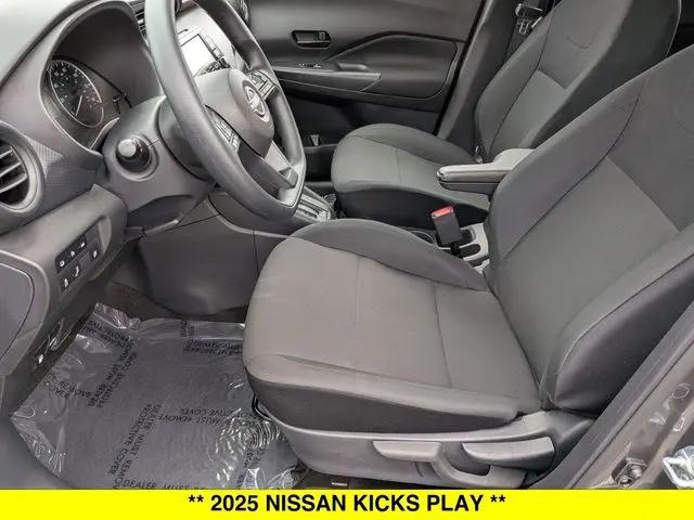 2025 Nissan Kicks S