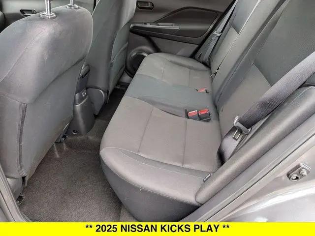 2025 Nissan Kicks S