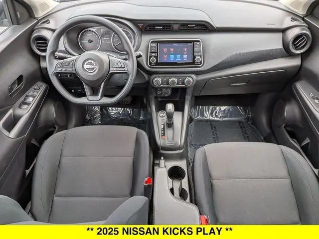 2025 Nissan Kicks S