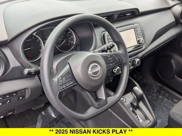 2025 Nissan Kicks S