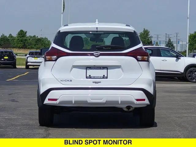 2025 Nissan Kicks S