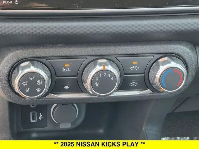 2025 Nissan Kicks S
