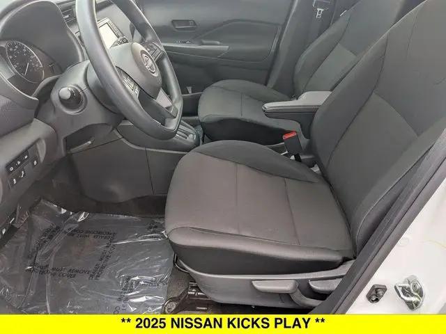 2025 Nissan Kicks S