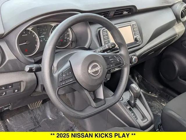 2025 Nissan Kicks S