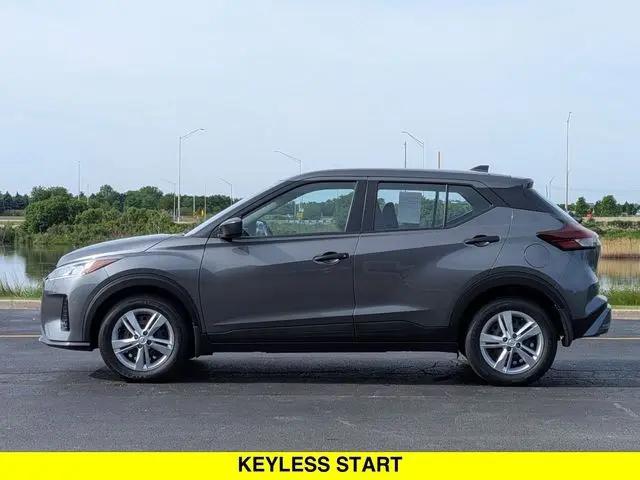 2025 Nissan Kicks S