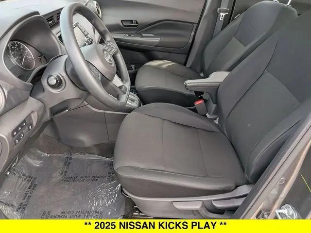 2025 Nissan Kicks S