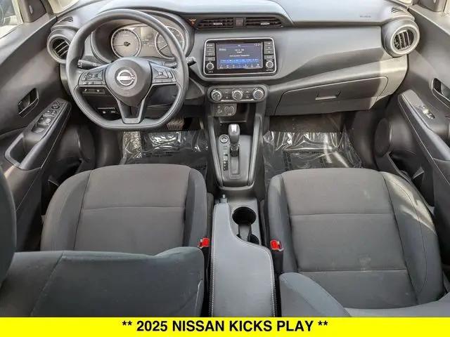 2025 Nissan Kicks S